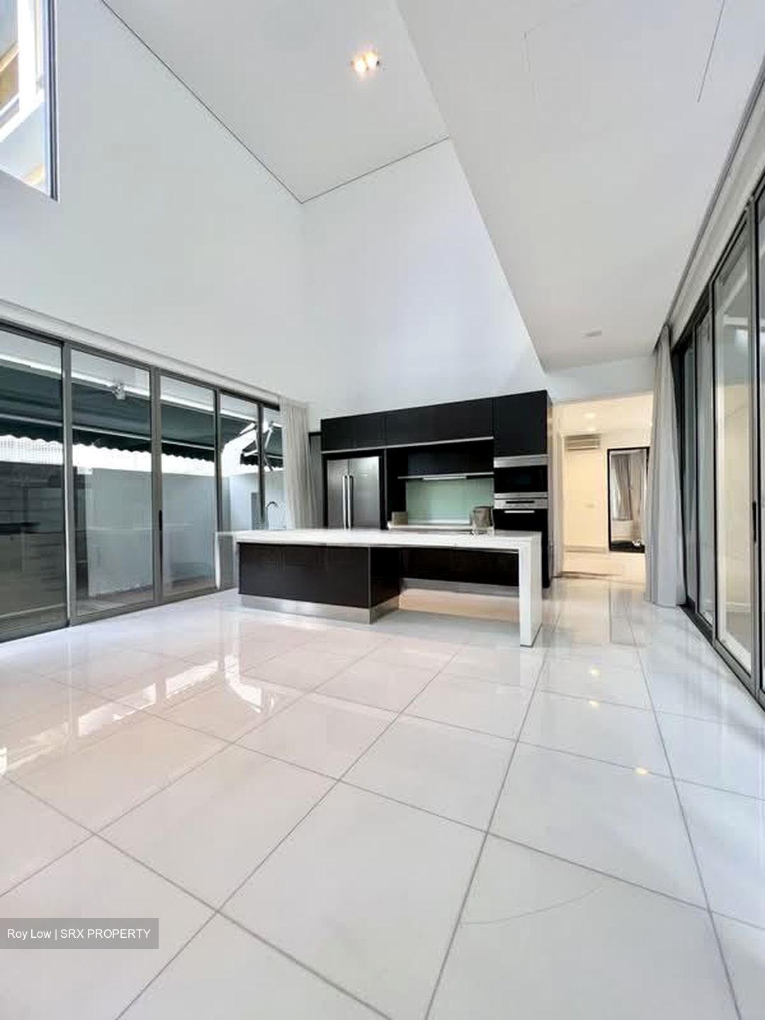Queen's Road (D10), Detached #596398751